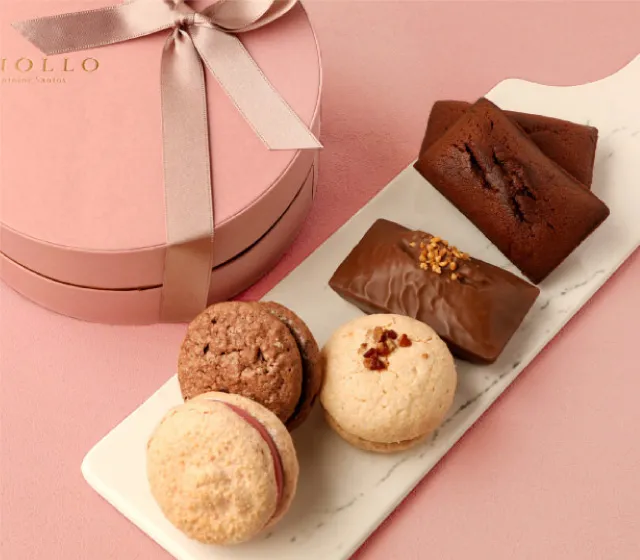 ディスカバリー・ショコラ 丸箱セットの写真