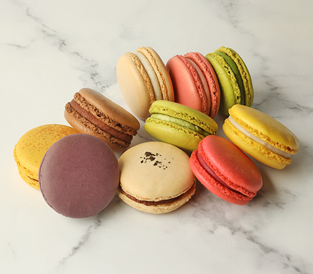 Coffret de 10 Macarons マカロン（10個入）